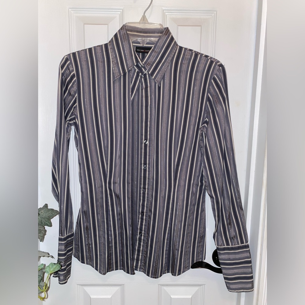 Women’s shirt, xs, gently worn, New York & Company